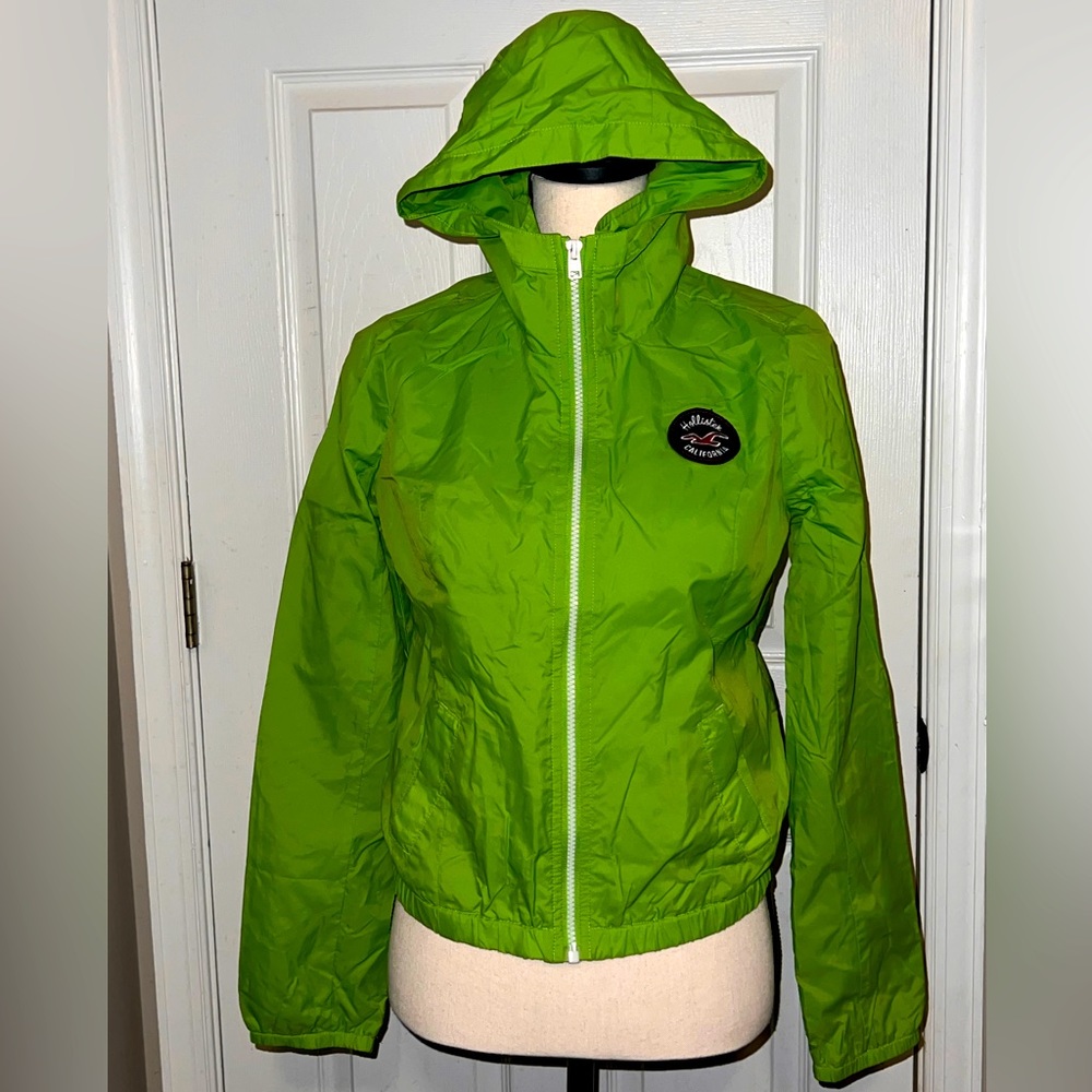 Green Hollister Ladies Medium Rain Jacket w/ Hood